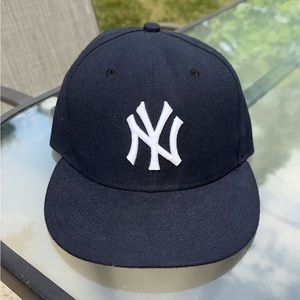 New Era 59FIFTY New York Yankees Authentic Fitted Hat